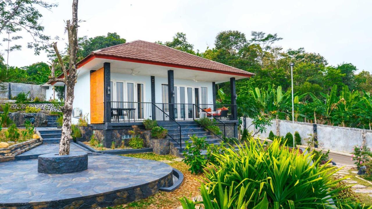 House Of Belasun Pelabuhan Ratu Kültér fotó